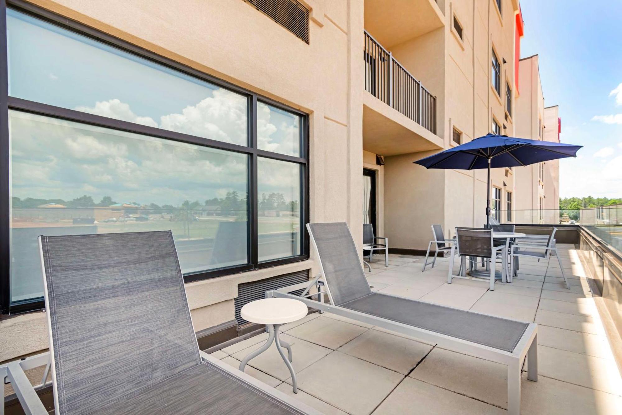 Best Western Plus Executive Residency Rigby'S Water World Hotel Warner Robins Εξωτερικό φωτογραφία