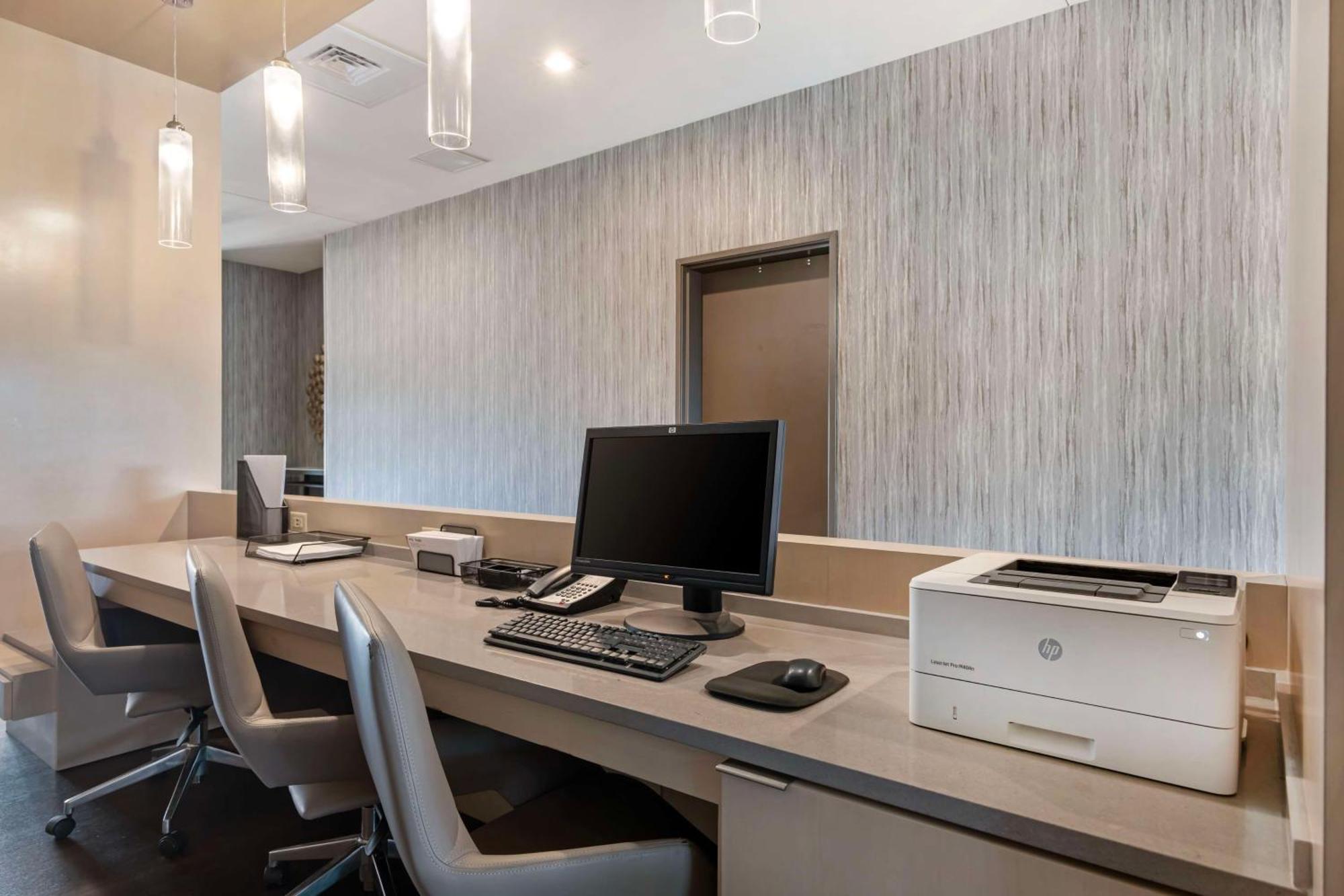 Best Western Plus Executive Residency Rigby'S Water World Hotel Warner Robins Εξωτερικό φωτογραφία