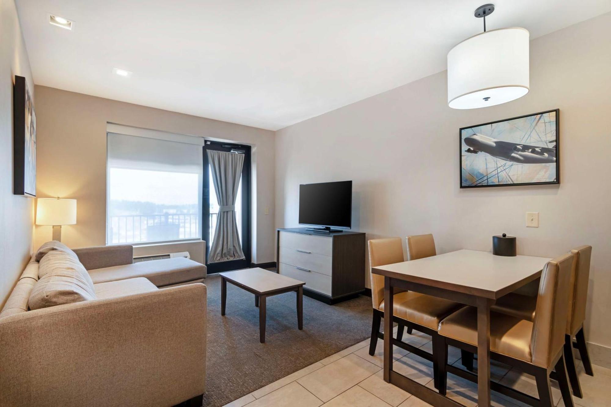 Best Western Plus Executive Residency Rigby'S Water World Hotel Warner Robins Εξωτερικό φωτογραφία